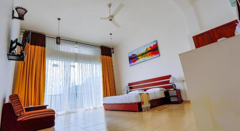 רמבודה Thuruliya Hotel מראה חיצוני תמונה